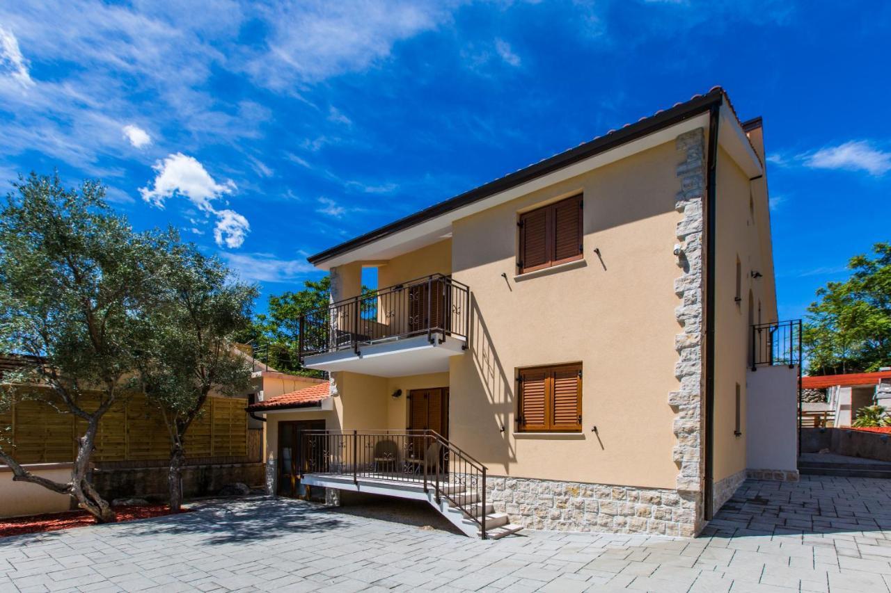 Apartments Villa Diamant With Pool & Whirlpool Čižići المظهر الخارجي الصورة