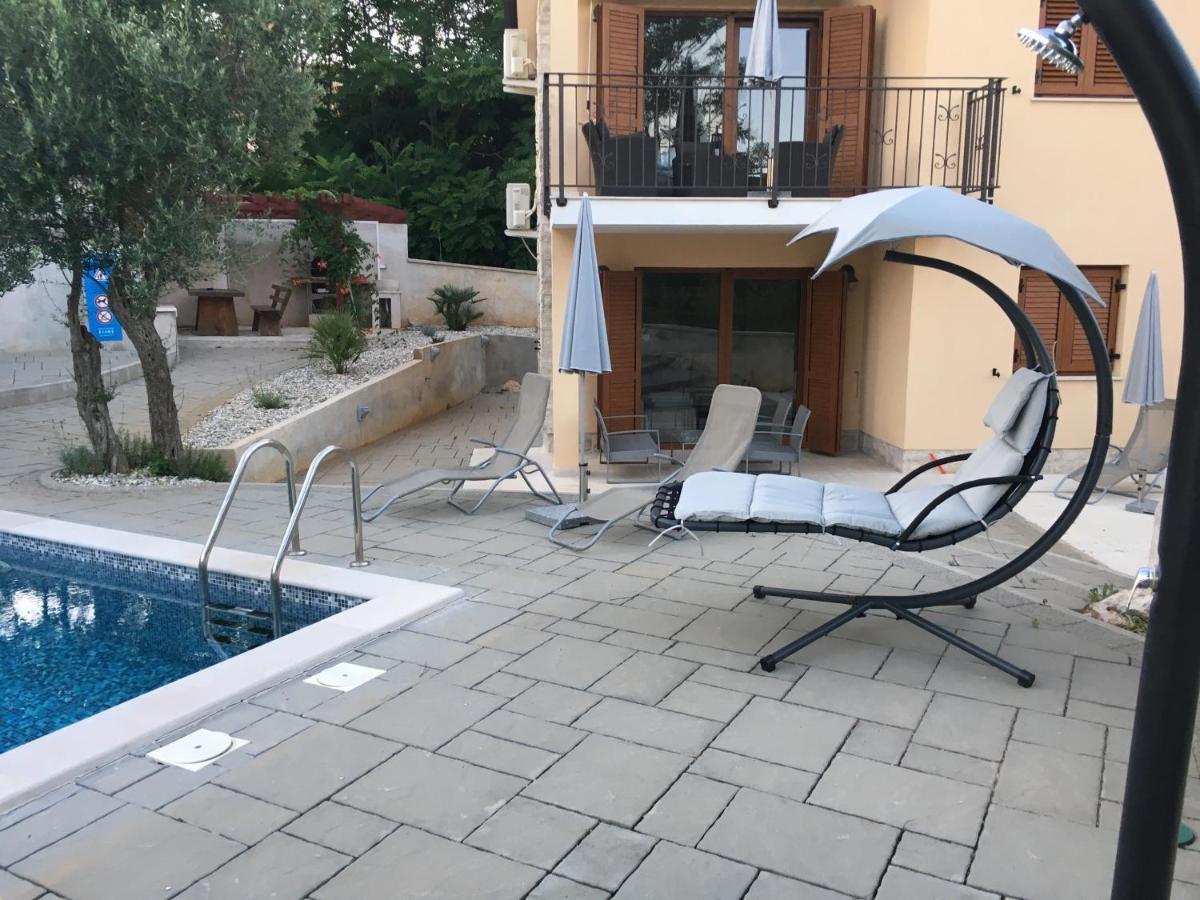 Apartments Villa Diamant With Pool & Whirlpool Čižići المظهر الخارجي الصورة